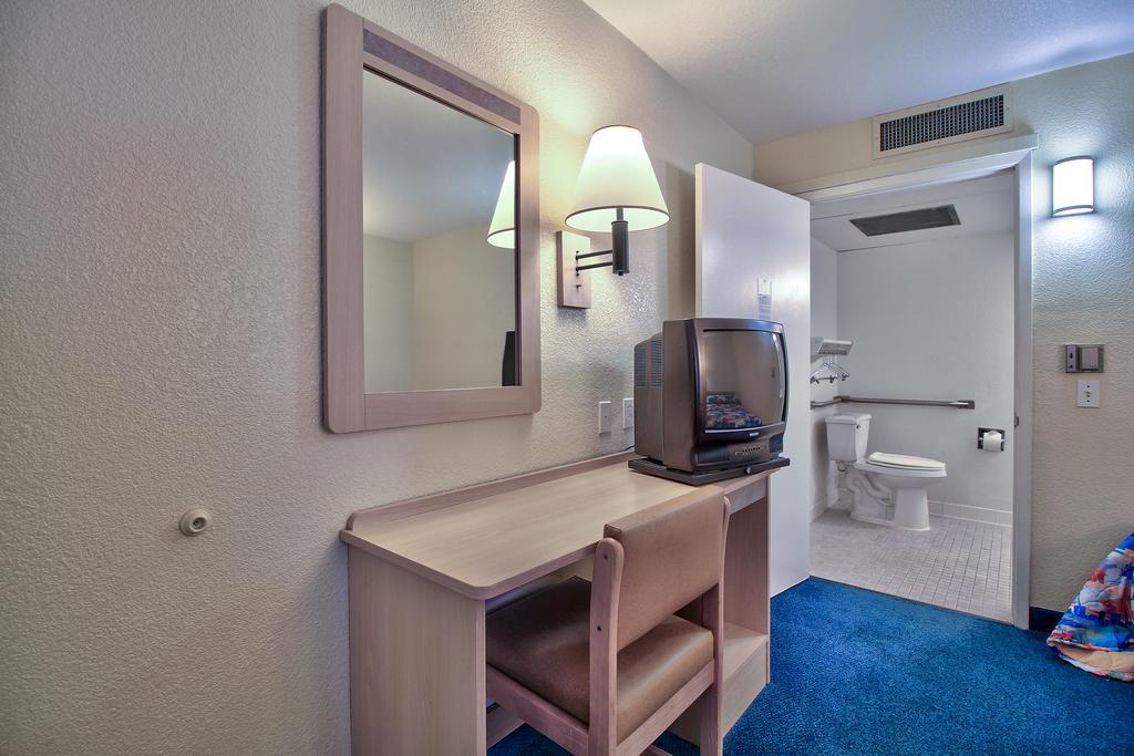 Budgetel Inn & Suites Γιούμα Εξωτερικό φωτογραφία
