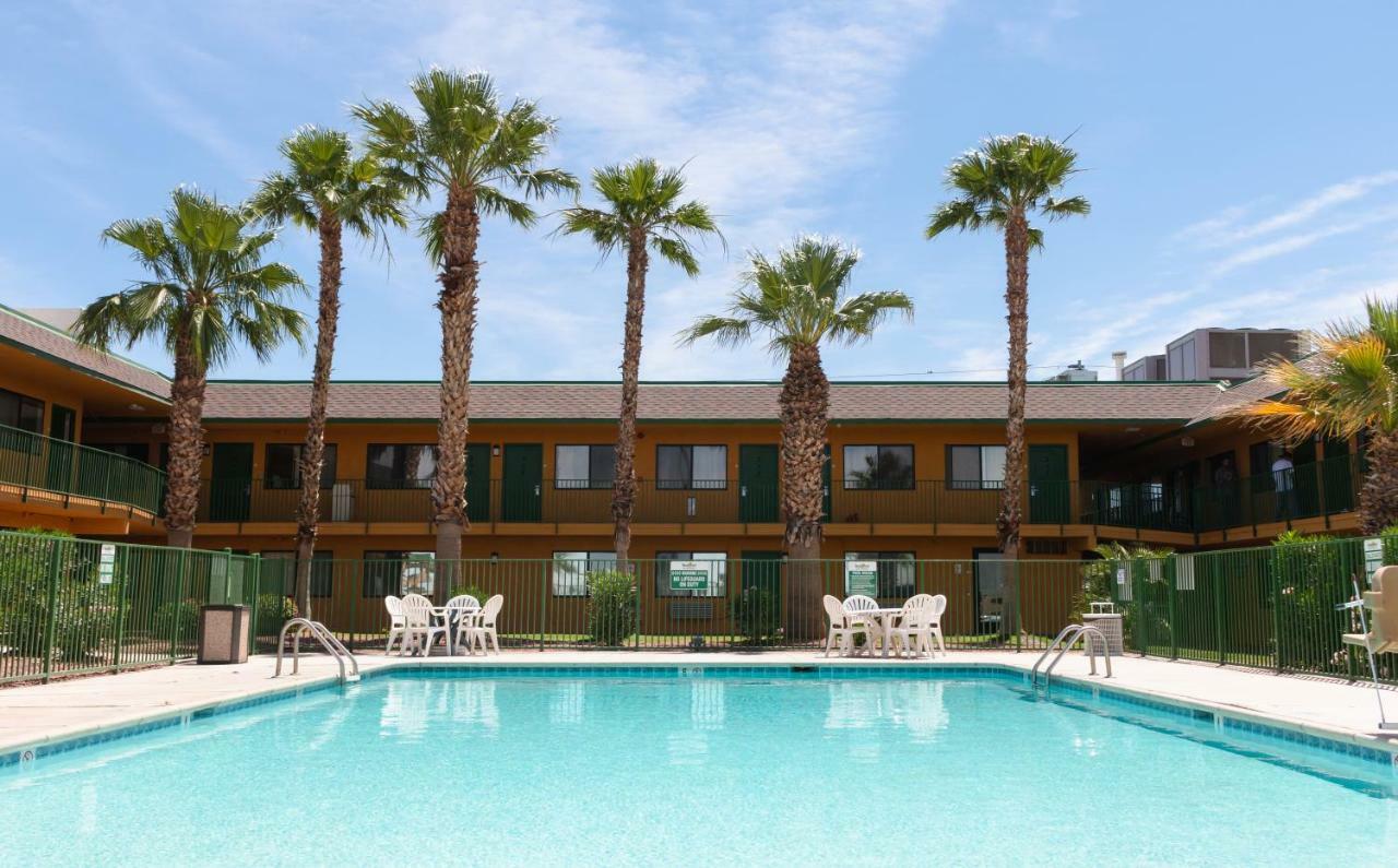 Budgetel Inn & Suites Γιούμα Εξωτερικό φωτογραφία